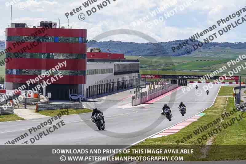 cadwell no limits trackday;cadwell park;cadwell park photographs;cadwell trackday photographs;enduro digital images;event digital images;eventdigitalimages;navarra;no limits trackdays;peter wileman photography;racing digital images;trackday digital images;trackday photos